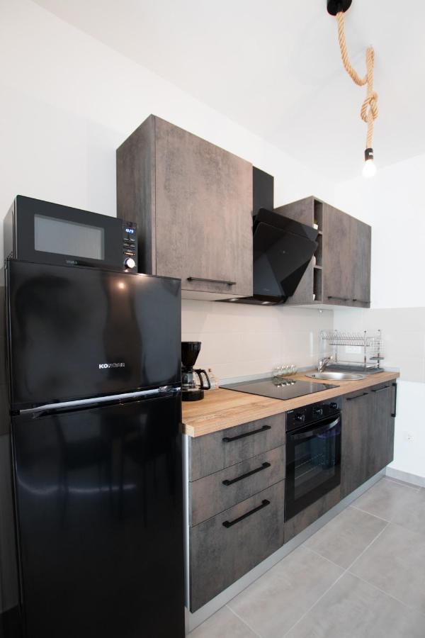 4 * Apartment Sunset Close To The Sea Kaštela 外观 照片
