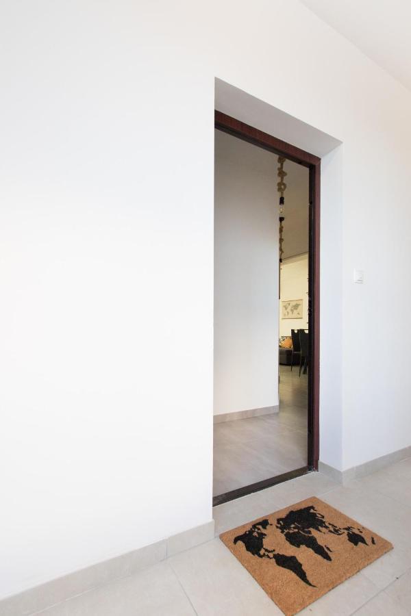 4 * Apartment Sunset Close To The Sea Kaštela 外观 照片