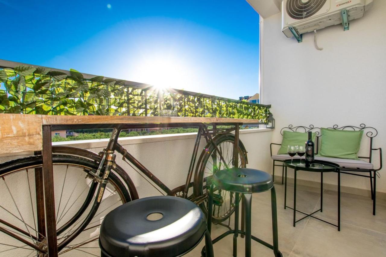 4 * Apartment Sunset Close To The Sea Kaštela 外观 照片