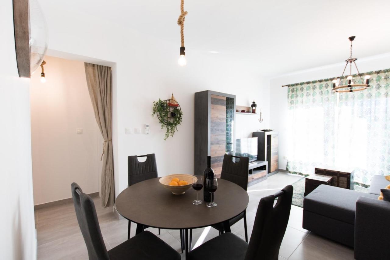 4 * Apartment Sunset Close To The Sea Kaštela 外观 照片