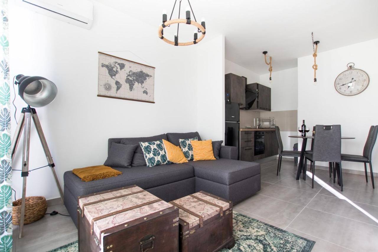 4 * Apartment Sunset Close To The Sea Kaštela 外观 照片